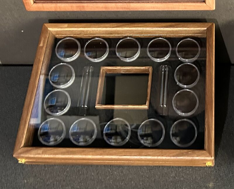 SHARON+39S GOLD DISPLAY BOXES BLACK INSERT 16 POD 2 x SPECIUM + SQUARE