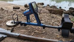 MINELAB GOLD MONSTER 2000   CALL NOW FOR STOCK 03 53392211